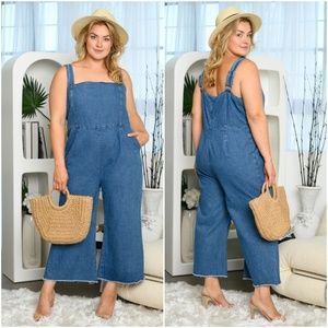 SLEEVELESS POCKETS DENIM JUMPSUIT